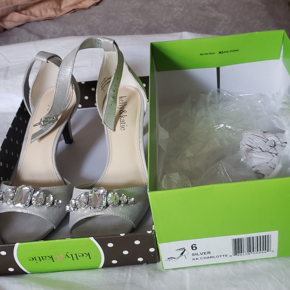 Silver/Gray dress sandals